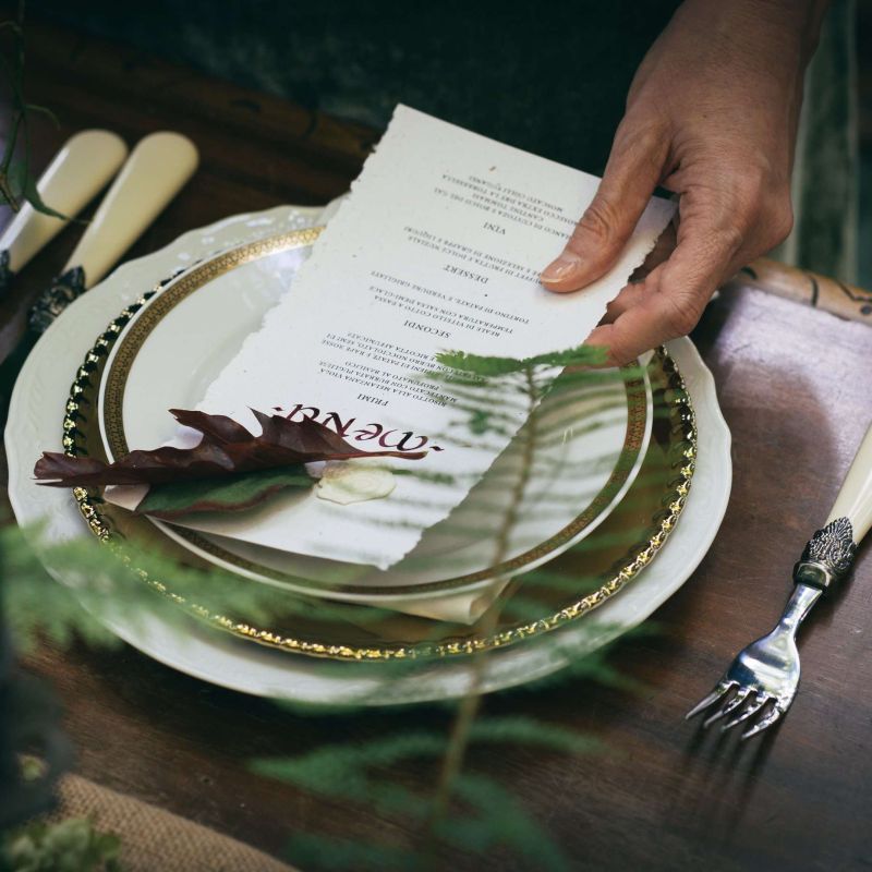 wedding planner Maria Mayer particolare della mise en place e menu realizzato per il matrimonio autunnale da favola